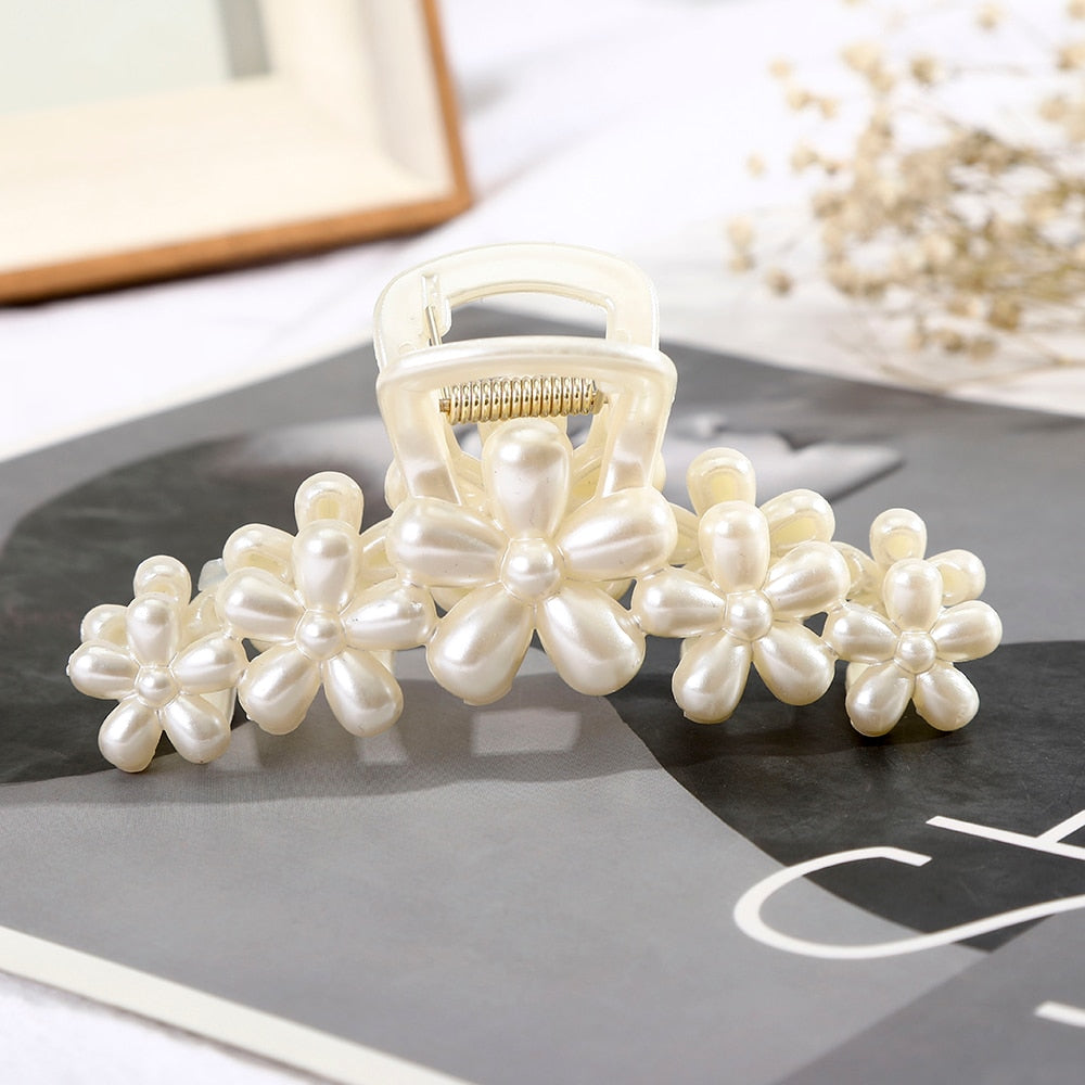 Korean Acrylic Hair Claws Pearl Claw Clips For Woman Large Size Barrette Crab For Girl Shark Clip Fashion Hair Accessories